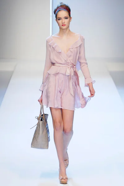 Look 11